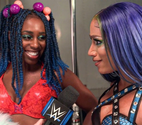 Sasha Banks et Naomi : Plus de détails sur la polémique !
