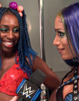Sasha Banks et Naomi : Plus de détails sur la polémique !