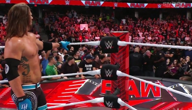 WWE RAW : Un catcheur licencié se fait sortir par la sécurité
