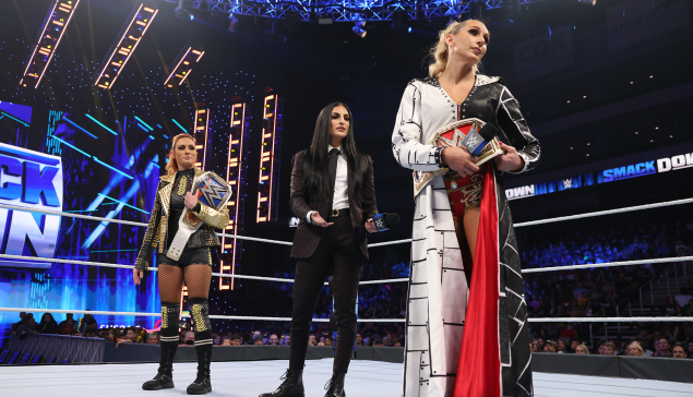 Charlotte Flair revient sur l'incident de l'échange des ceintures avec Becky Lynch