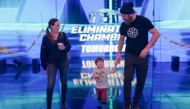 Vidéo : Vivez la journée de Sami Zayn à Montréal pour WWE Elimination Chamber