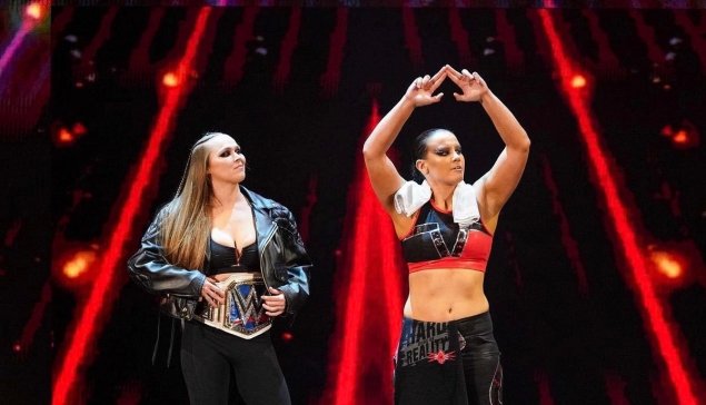Shayna Baszler et Ronda Rousey sur la route des titres par équipe féminins de la WWE ?